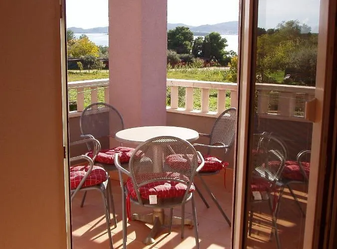 شقة By The Sea Sveti Filip I Jakov, Biograd - 14319